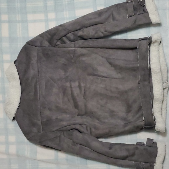 GRAY JACKET - Picture 2 of 12